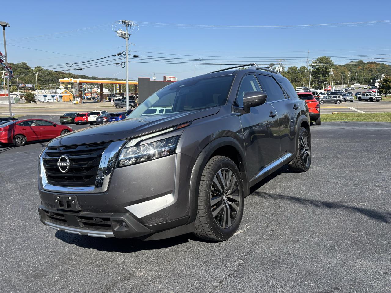 Nissan Pathfinder Platinum 4WD 2023