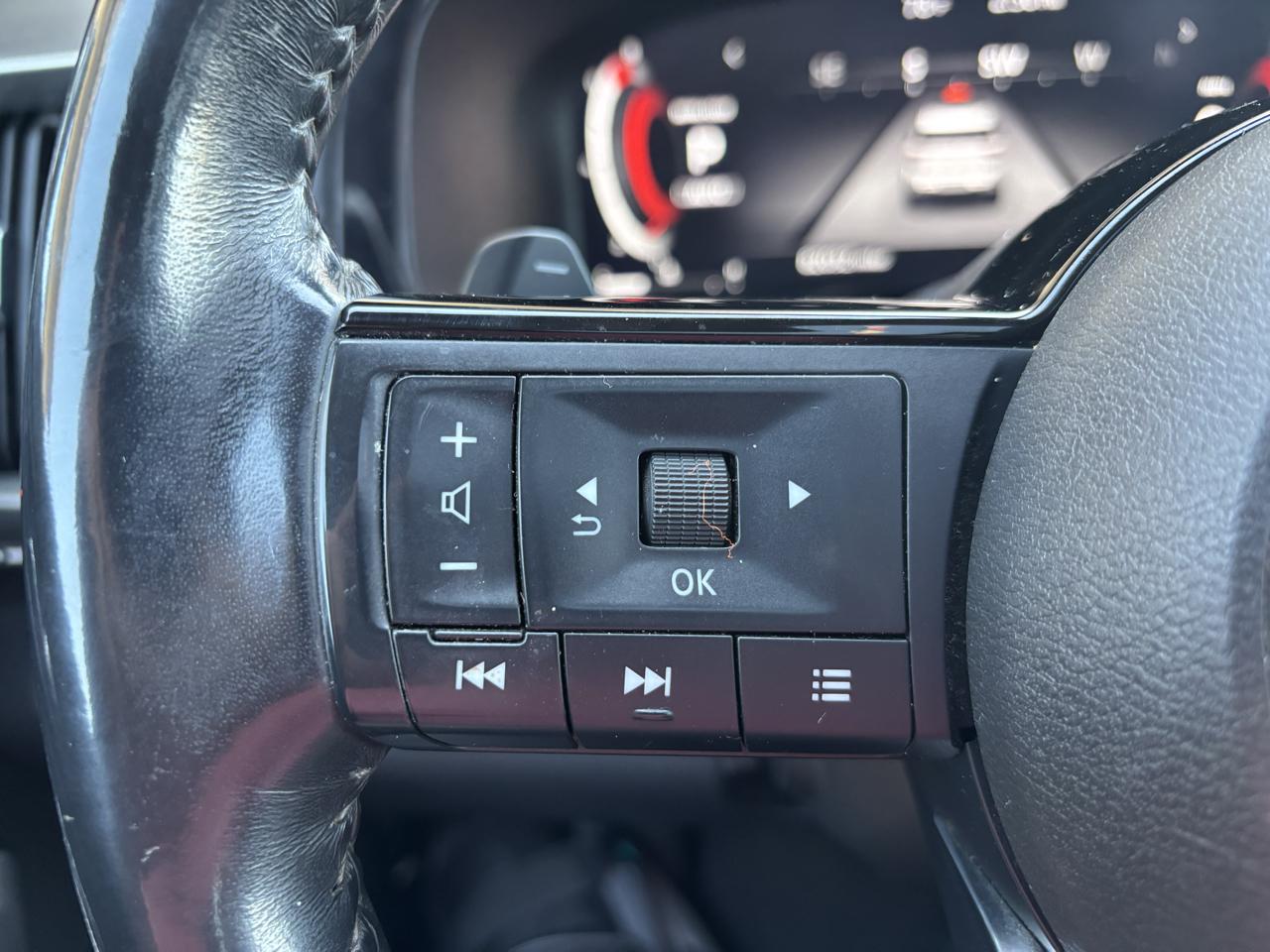 Nissan Pathfinder Platinum 4WD 2023