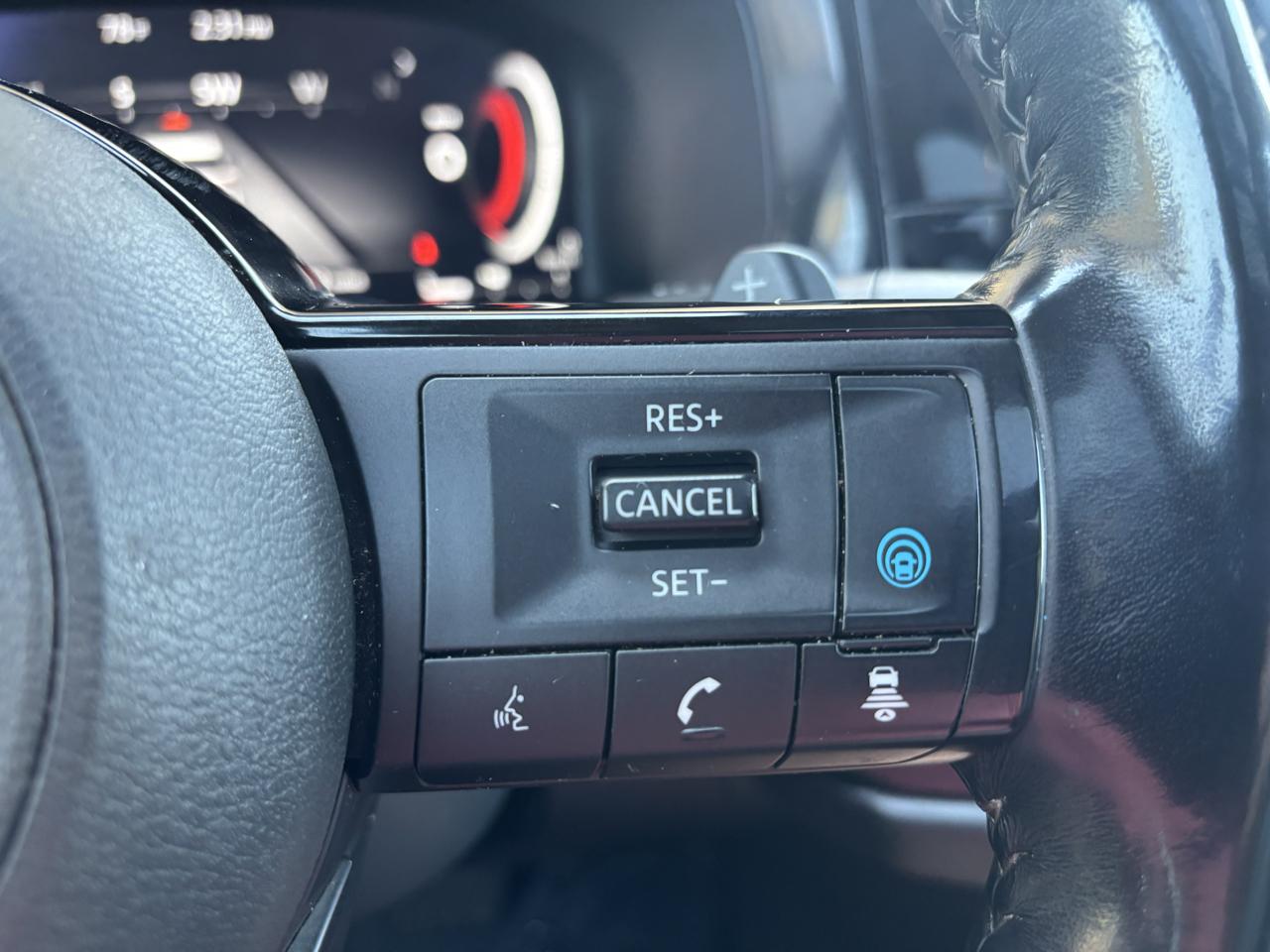 Nissan Pathfinder Platinum 4WD 2023