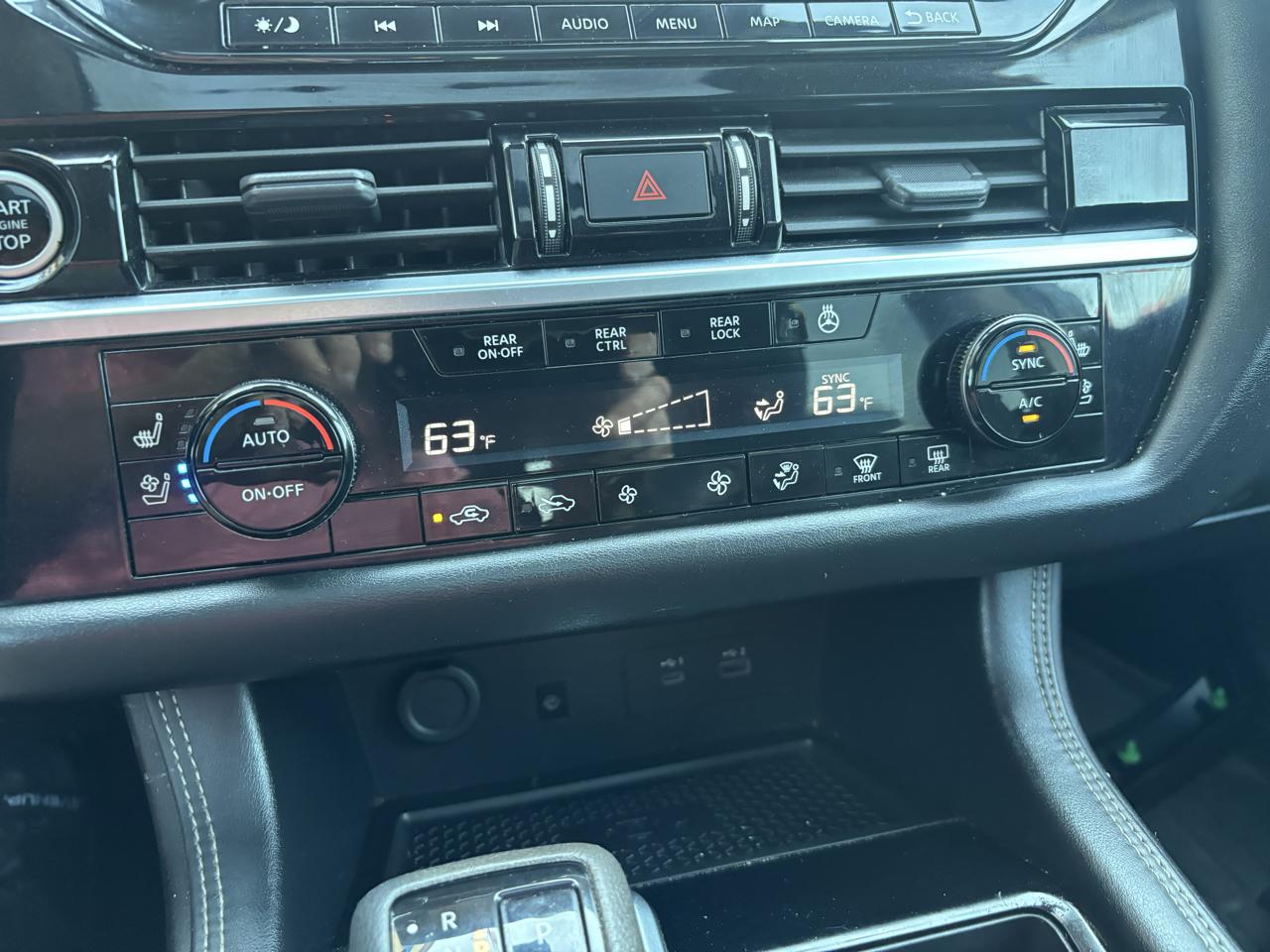 Nissan Pathfinder Platinum 4WD 2023