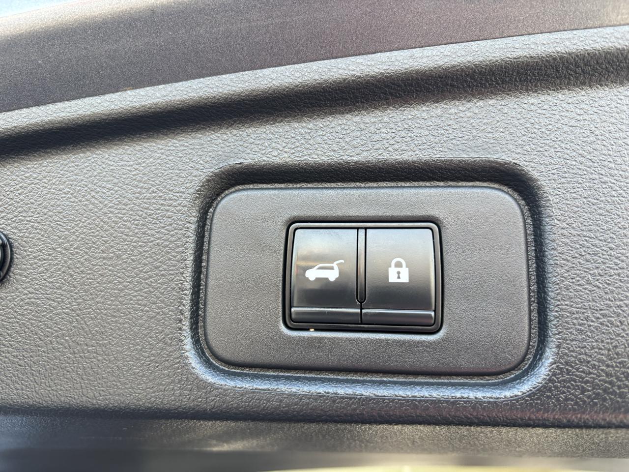 Nissan Pathfinder Platinum 4WD 2023