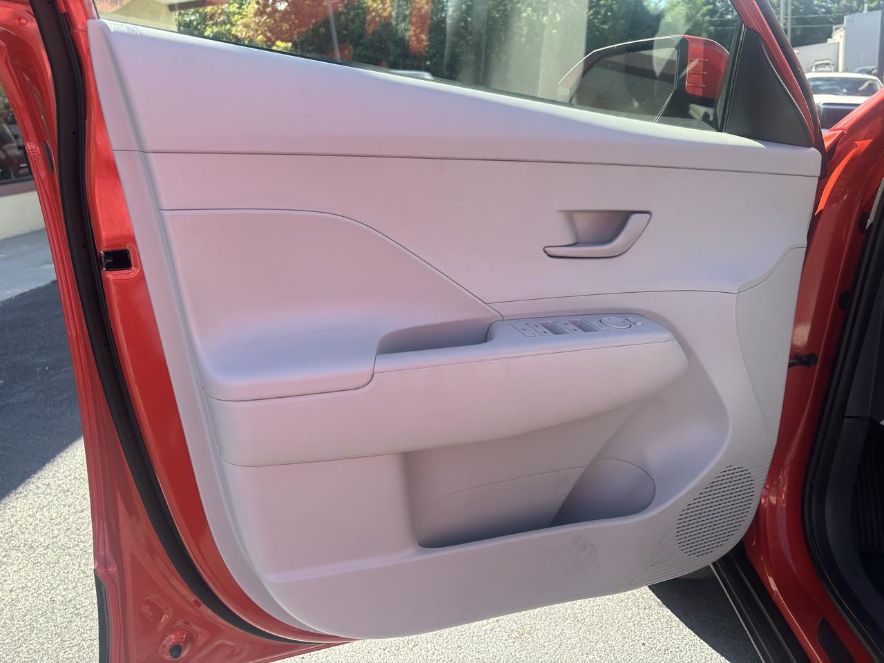 Hyundai Kona photo 9