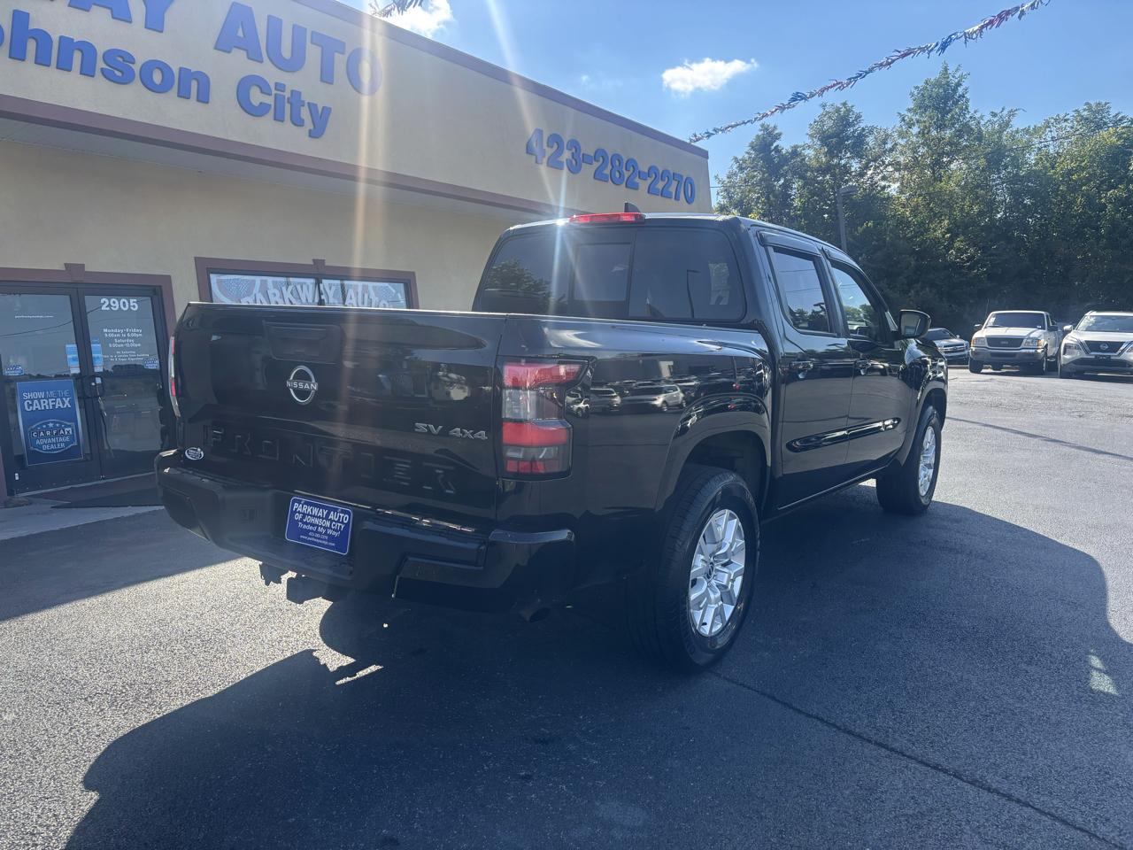 Nissan Frontier photo 3