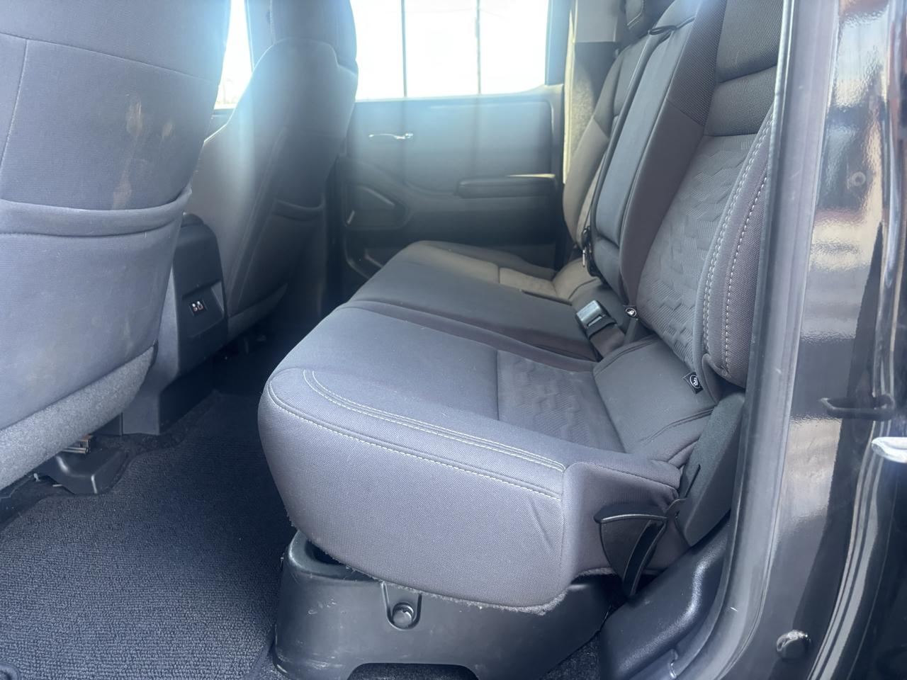 Nissan Frontier photo 18