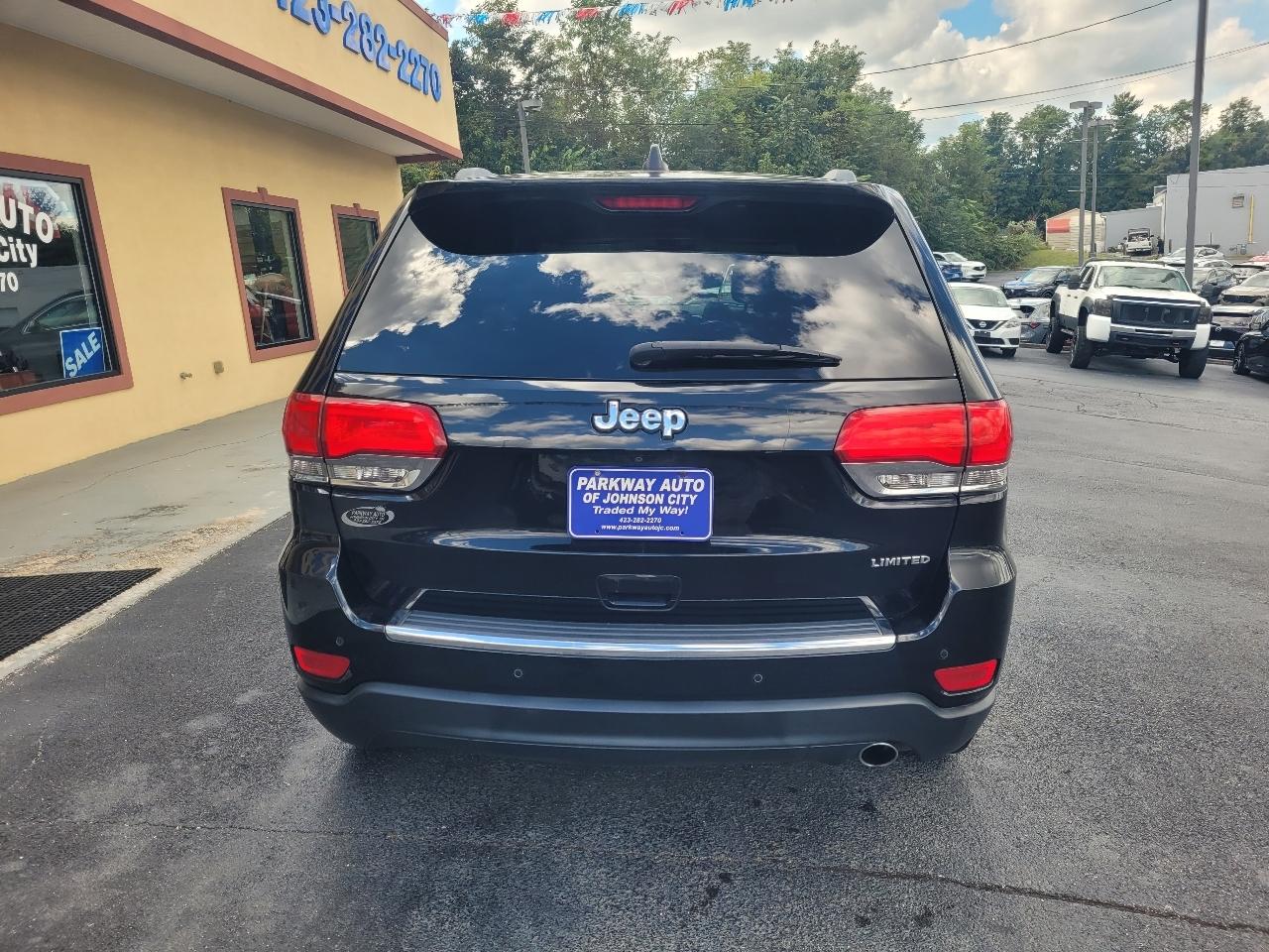 Jeep Grand Cherokee photo 4