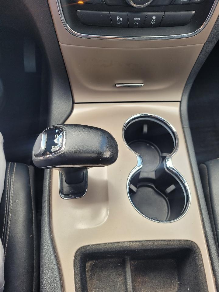Jeep Grand Cherokee photo 14