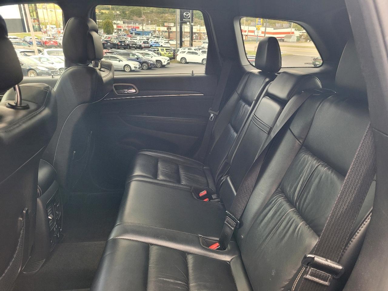 Jeep Grand Cherokee photo 22