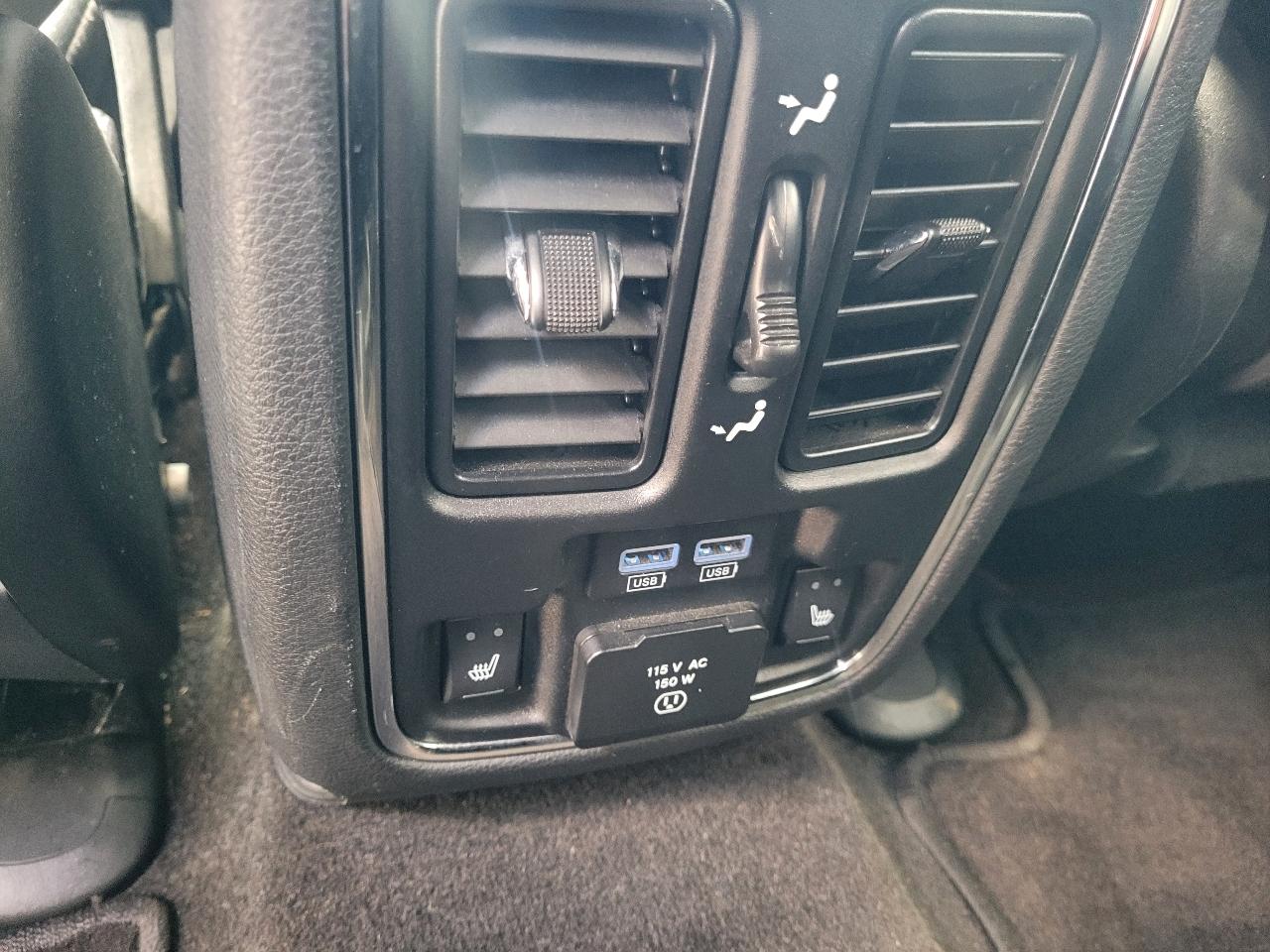 Jeep Grand Cherokee photo 23