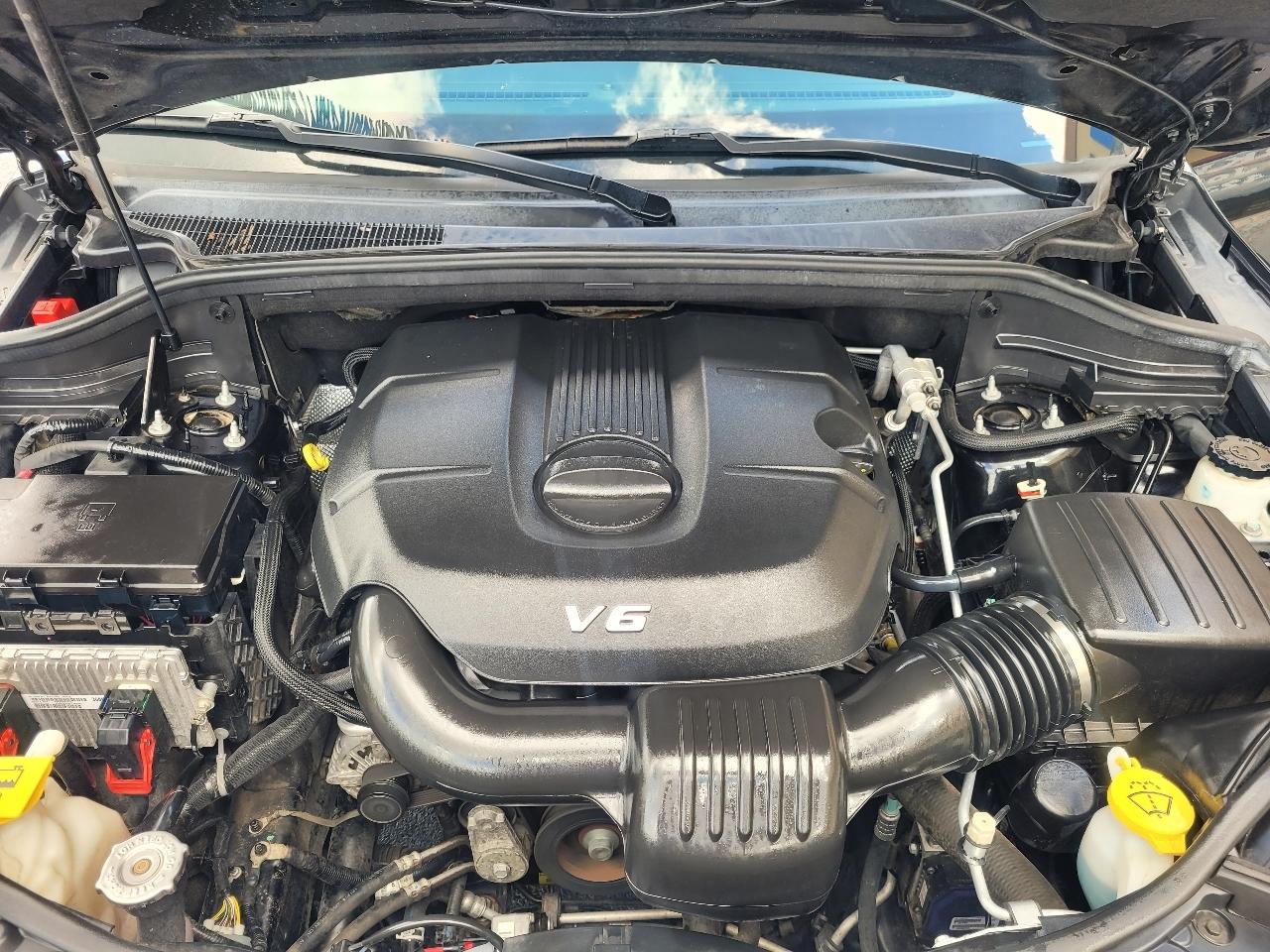 Jeep Grand Cherokee photo 25