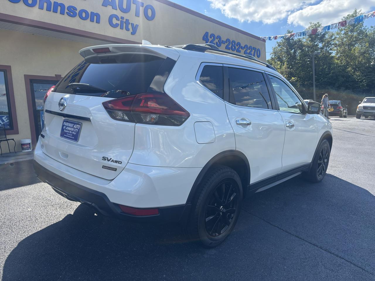 Nissan Rogue photo 3