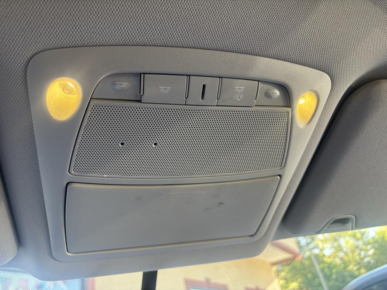 Nissan Rogue photo 19