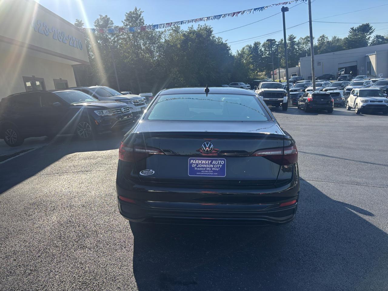Volkswagen Jetta SE 2022