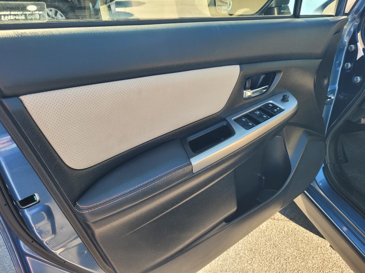 Subaru Crosstrek 2.0i Limited PZEV CVT 2017