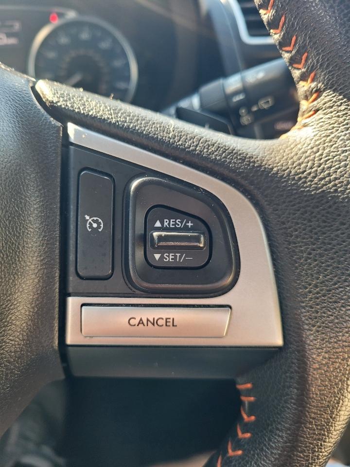 Subaru Crosstrek 2.0i Limited PZEV CVT 2017