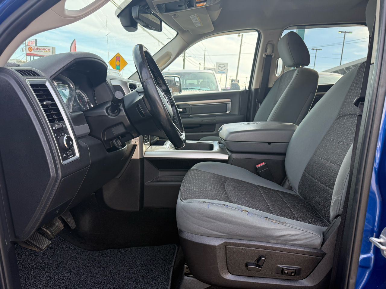 2015 Ram 1500 SLT photo 2