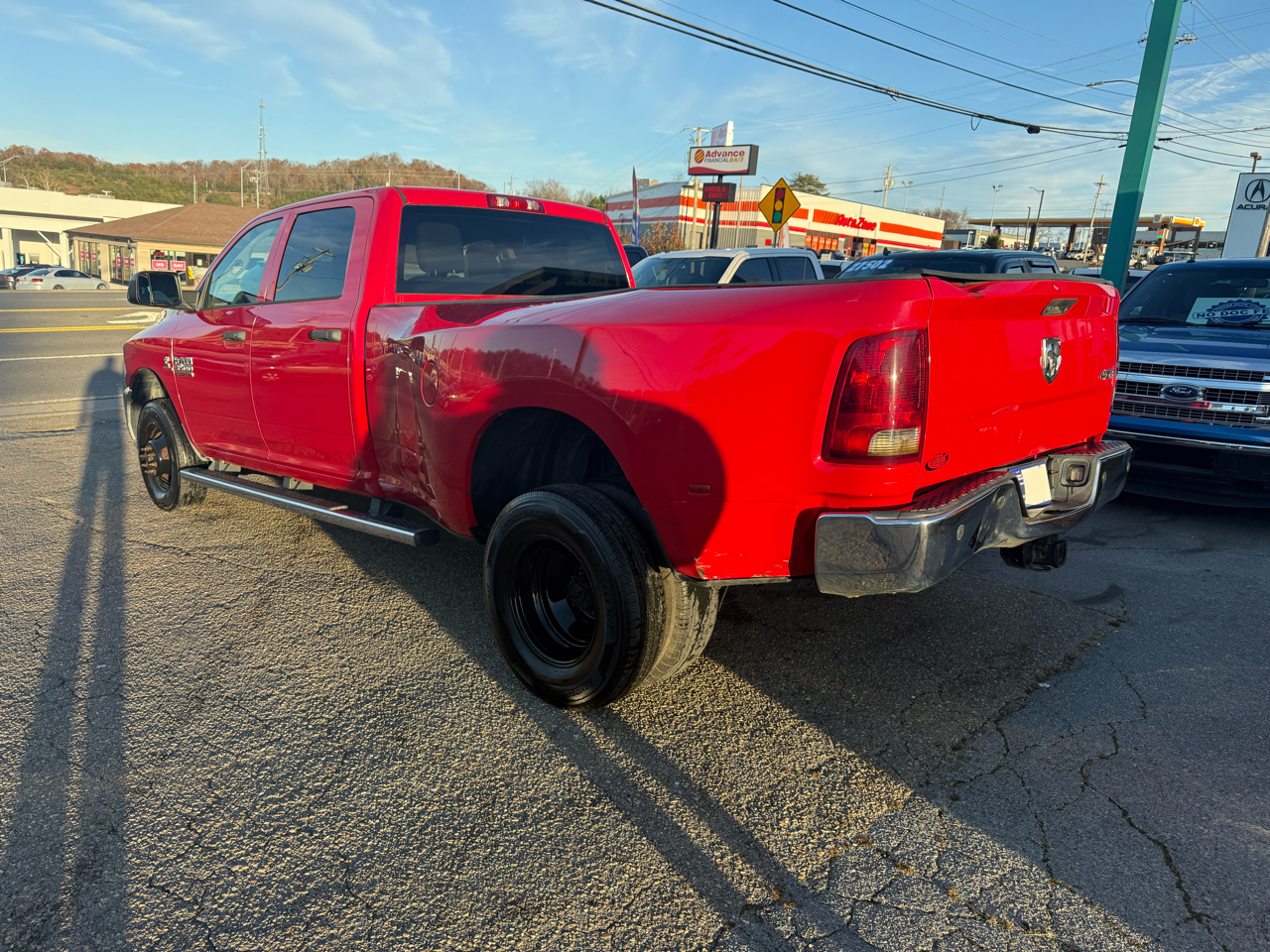 RAM 3500 Tradesman Crew Cab 4WD DRW 2016