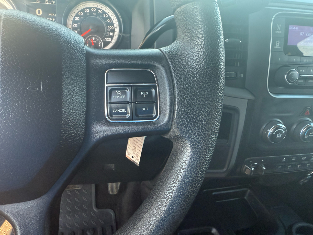 RAM 3500 Tradesman Crew Cab 4WD DRW 2016