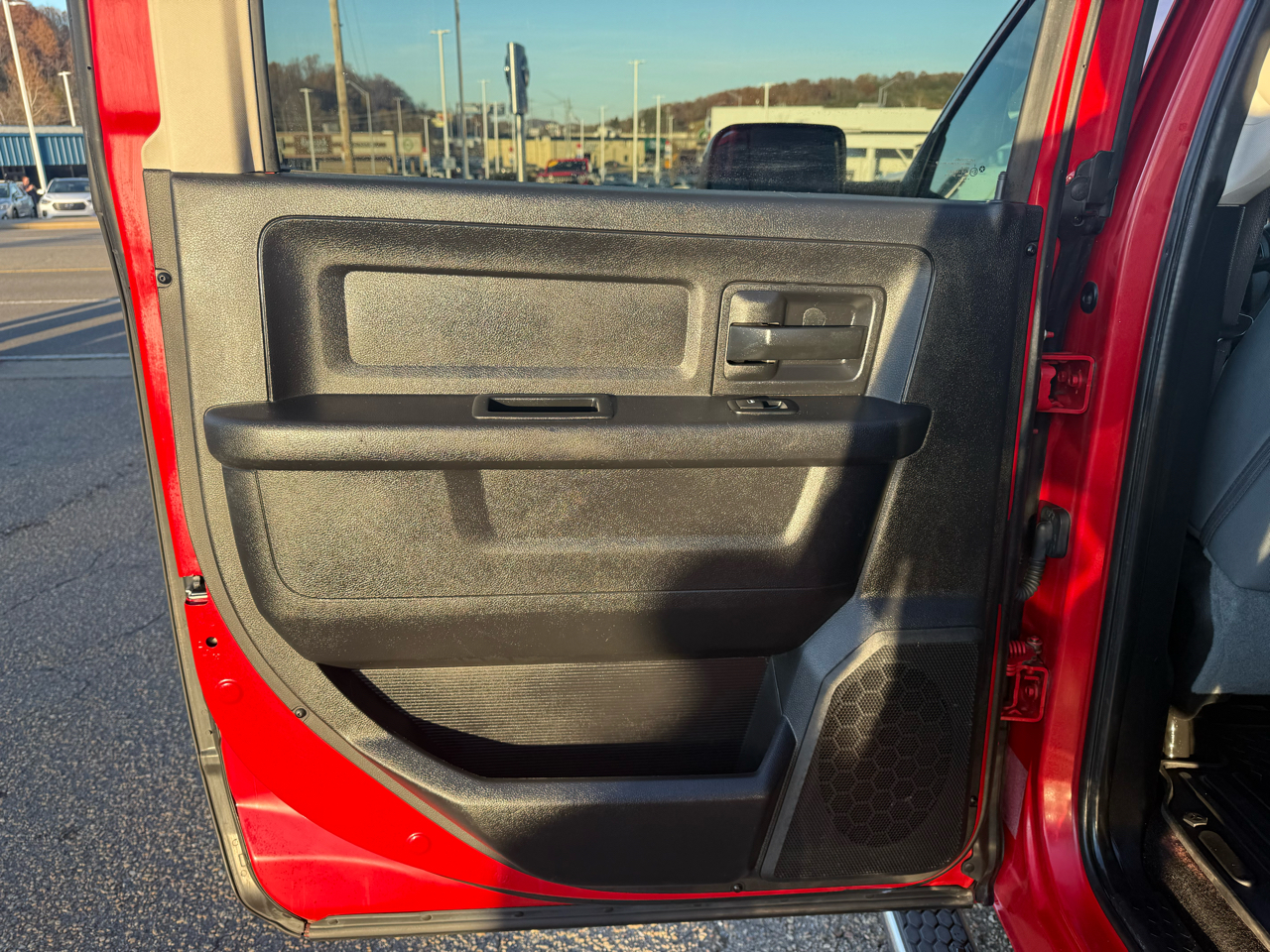 RAM 3500 Tradesman Crew Cab 4WD DRW 2016