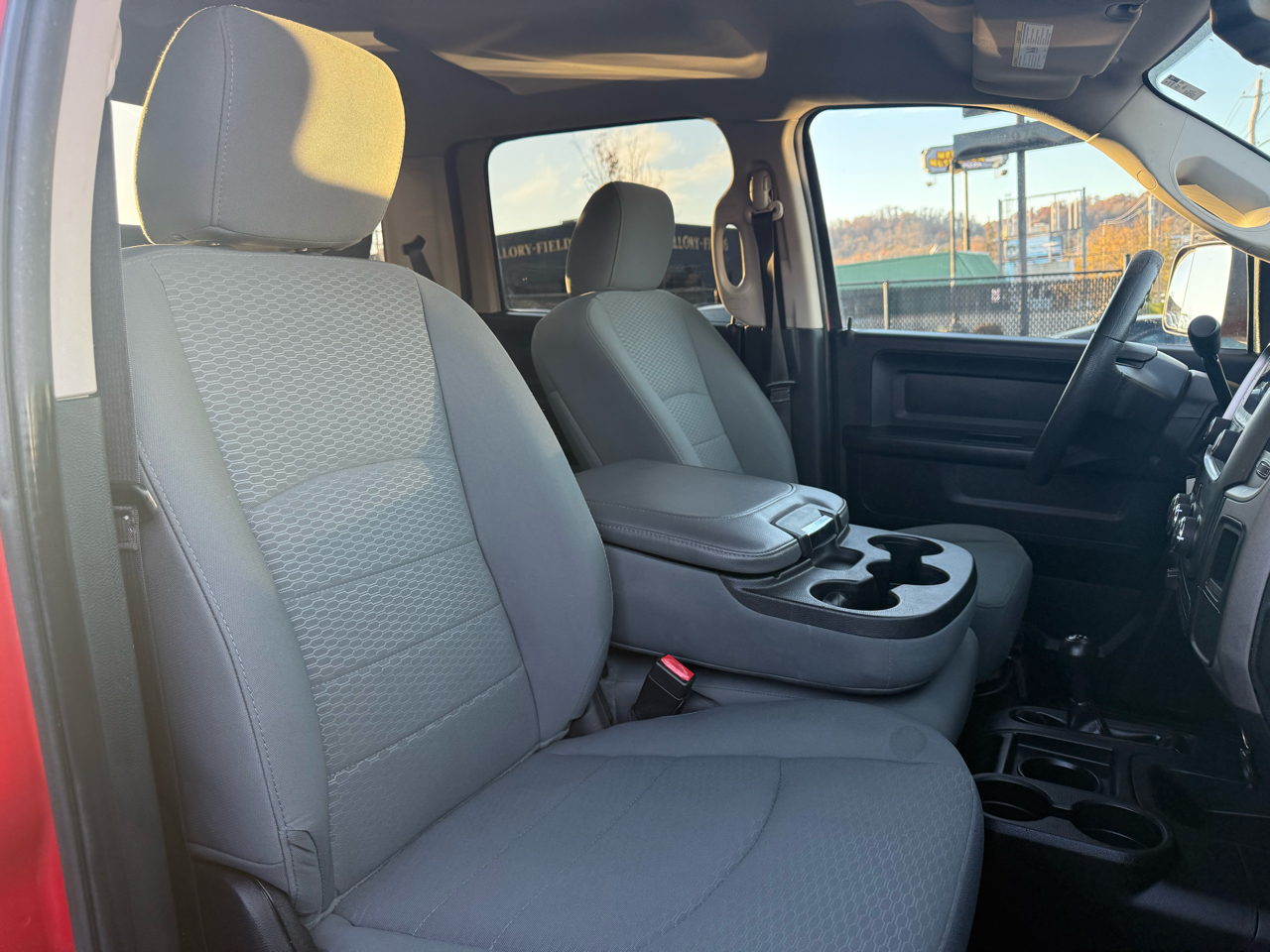 RAM 3500 Tradesman Crew Cab 4WD DRW 2016