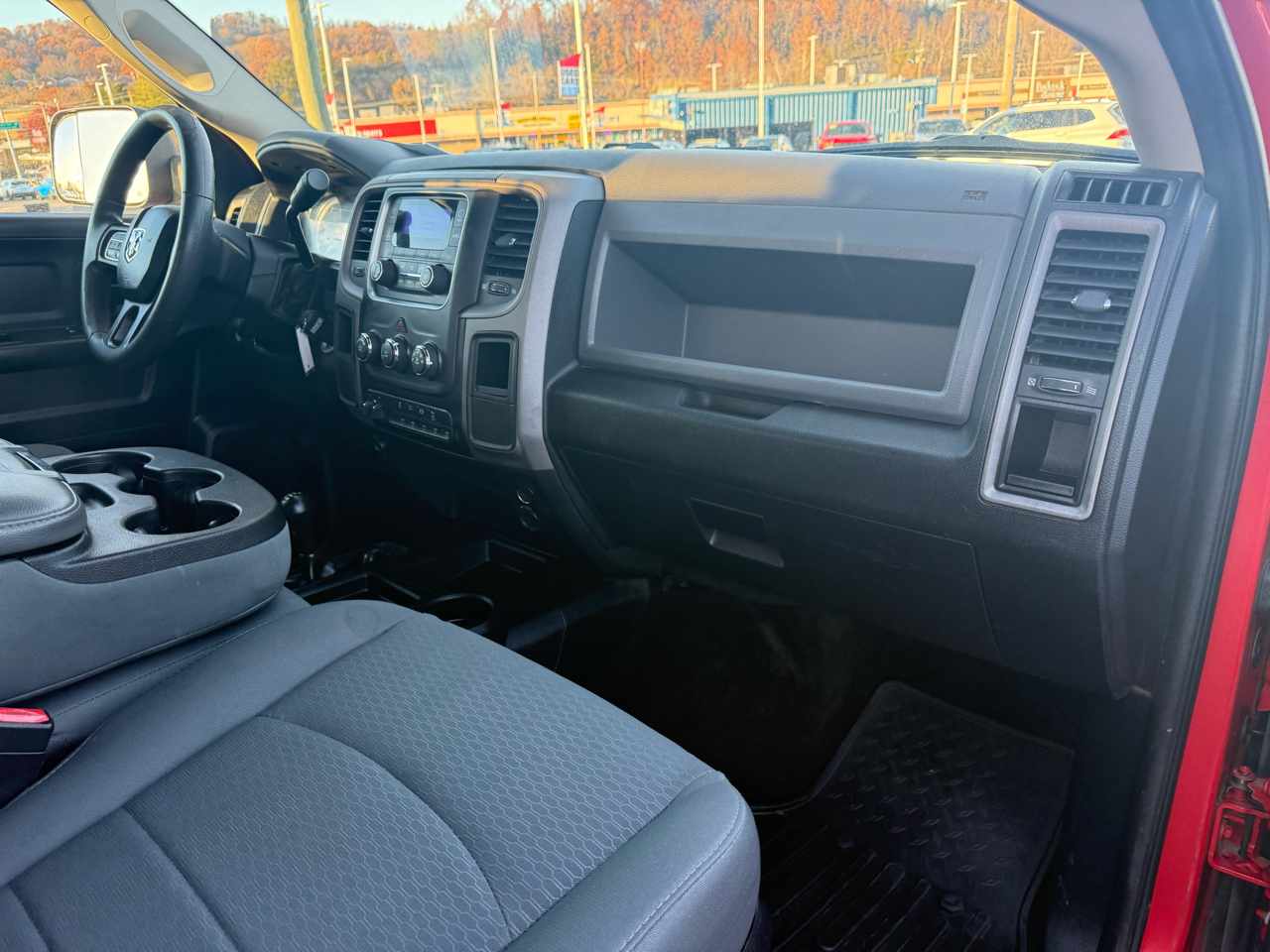 RAM 3500 Tradesman Crew Cab 4WD DRW 2016