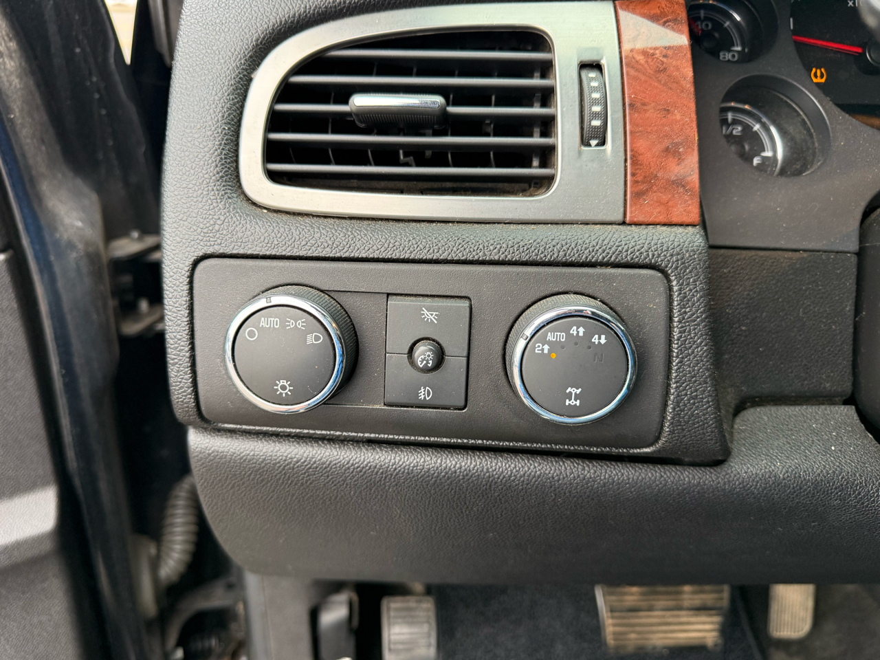 Chevrolet Tahoe LTZ 4D SUV 4WD 2007