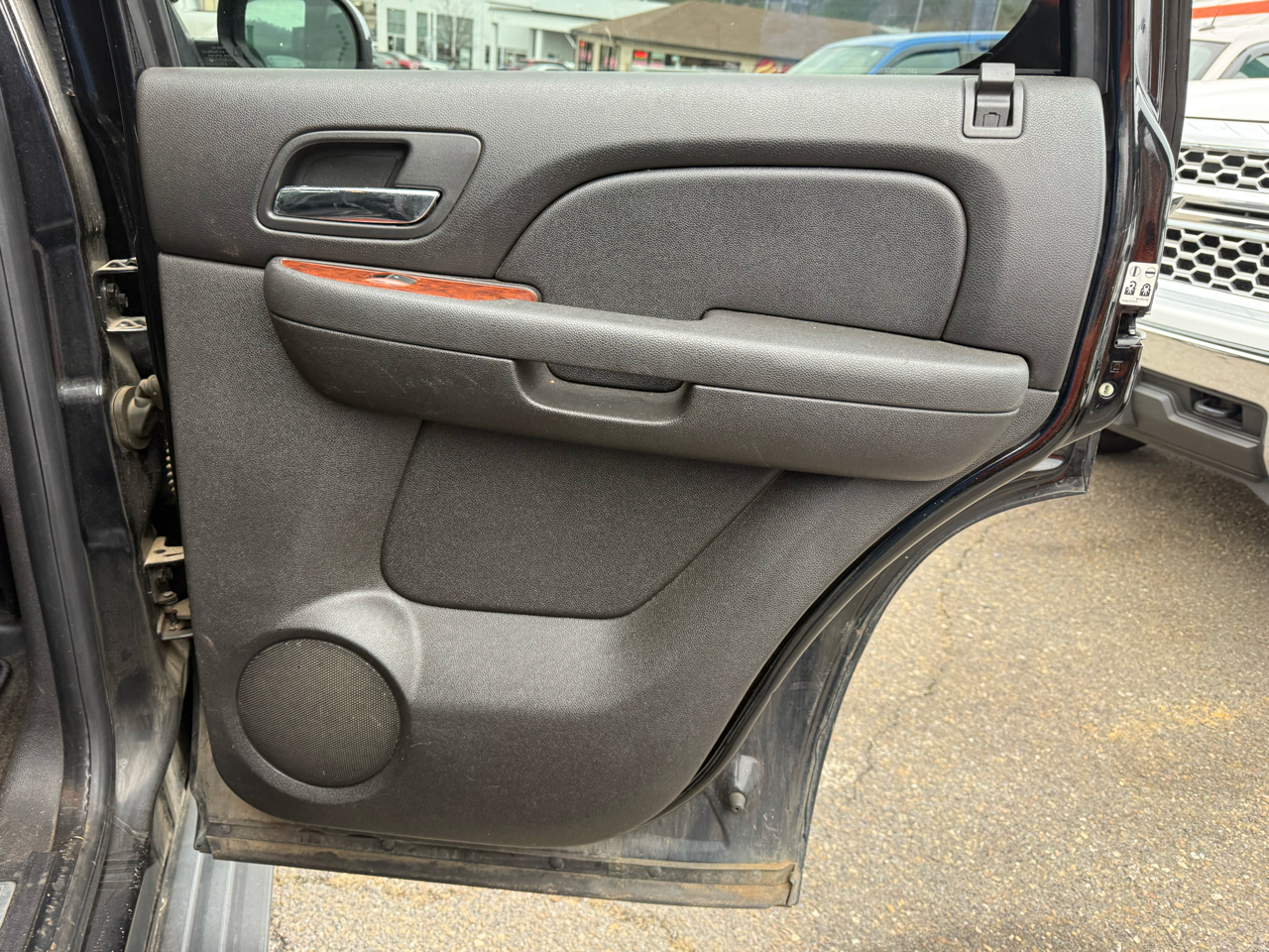 Chevrolet Tahoe LTZ 4D SUV 4WD 2007