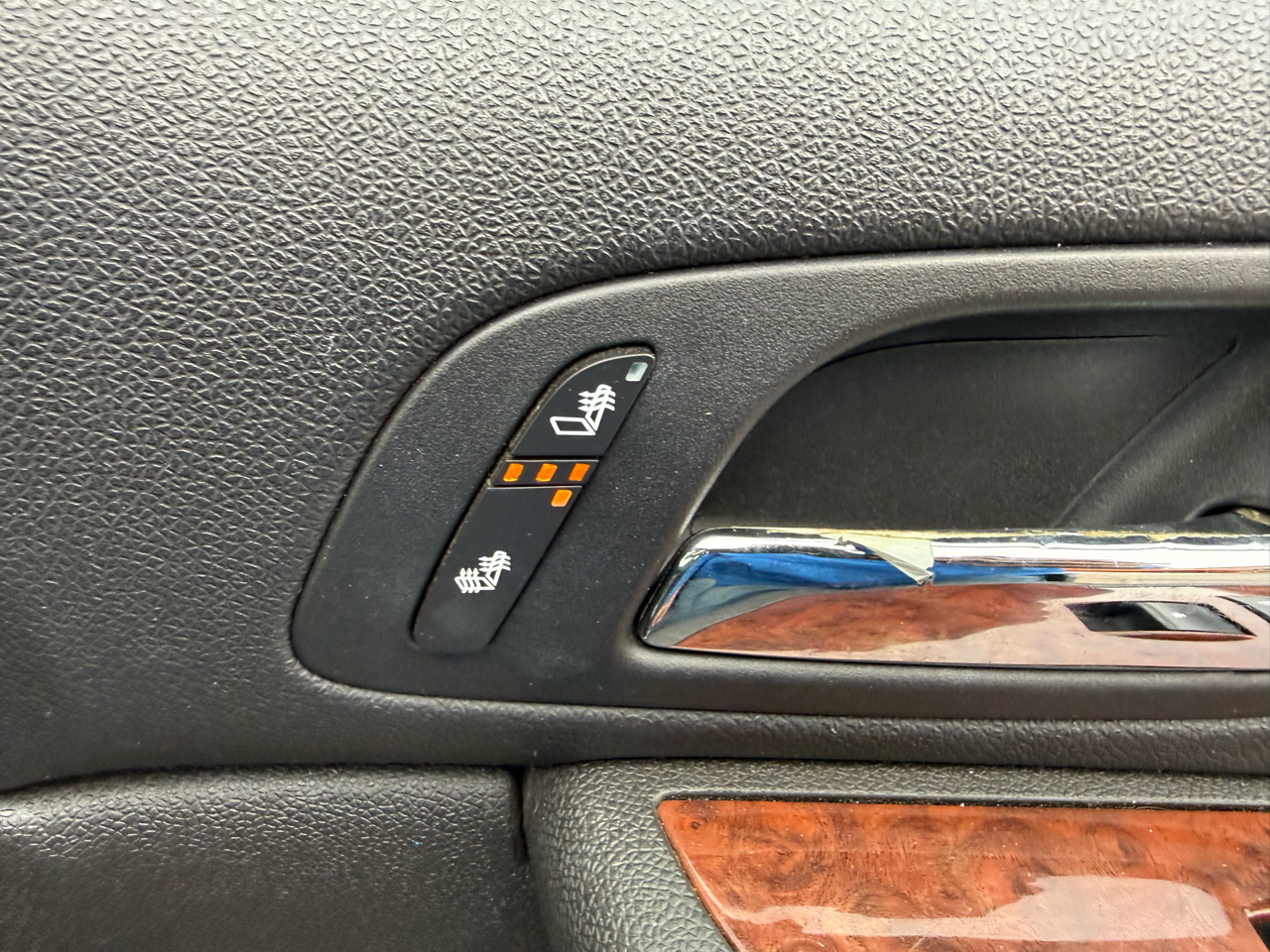 Chevrolet Tahoe LTZ 4D SUV 4WD 2007