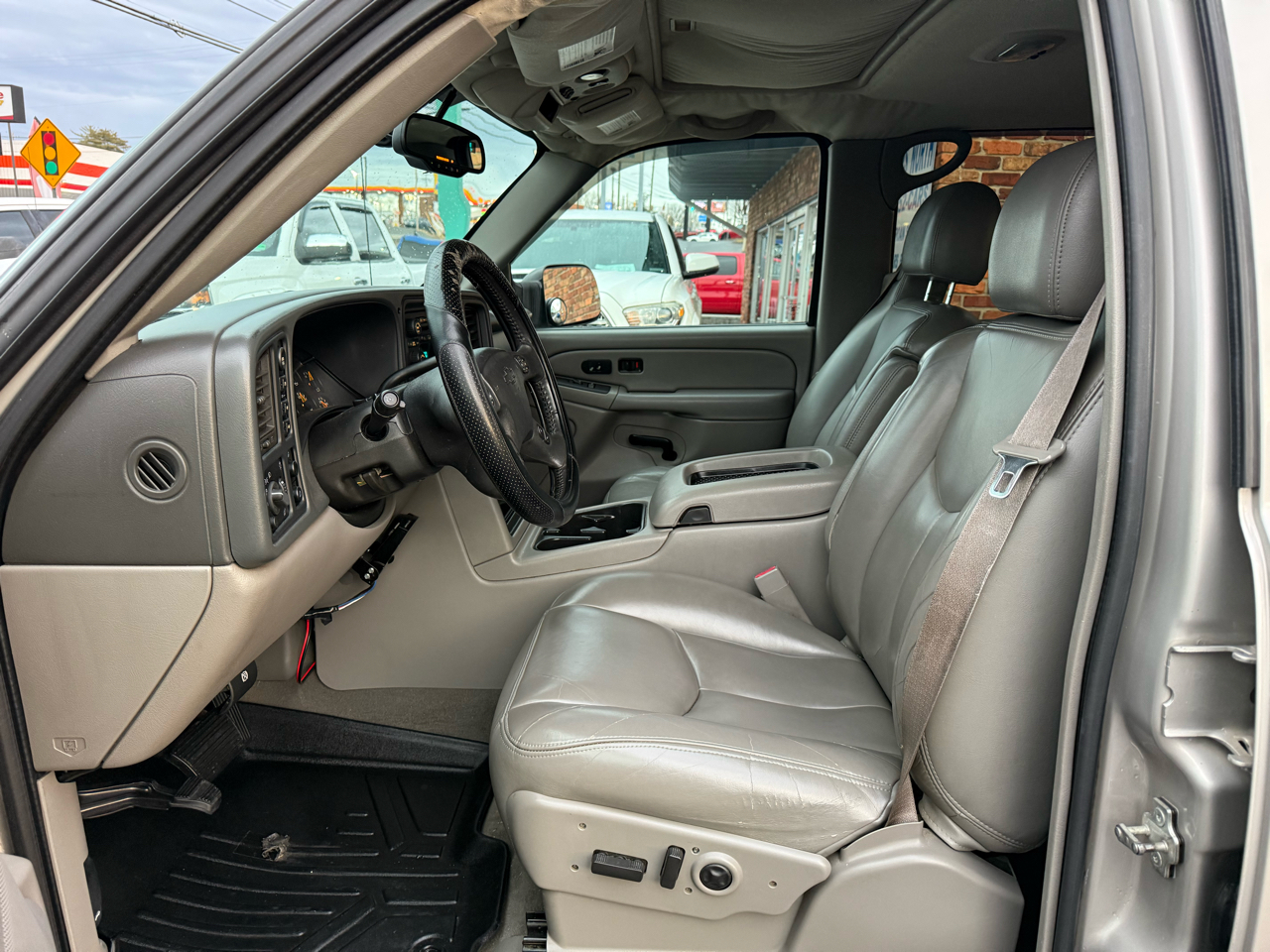 Chevrolet Avalanche 2500 4WD 2005