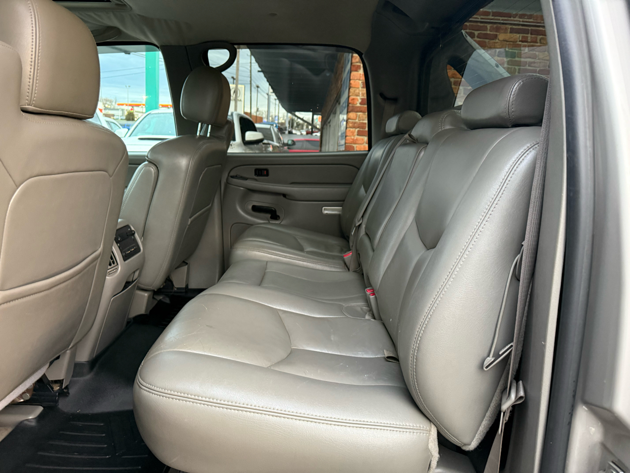 Chevrolet Avalanche 2500 4WD 2005