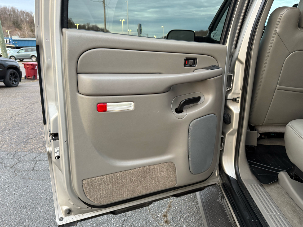 Chevrolet Avalanche 2500 4WD 2005