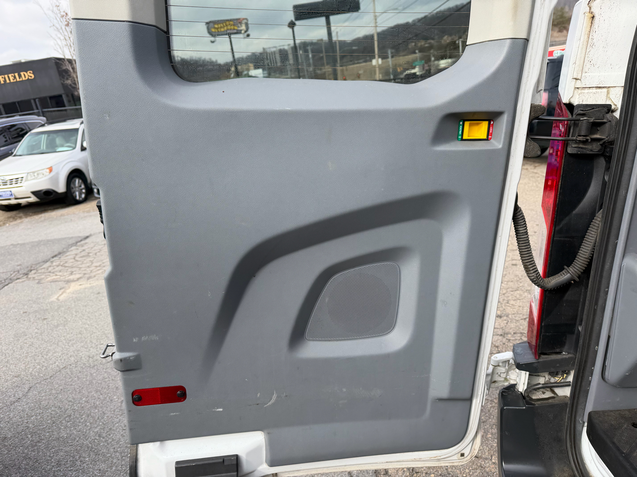 Ford Transit 350 Wagon Low Roof XL w/Sliding Pass. 148-in. WB 2018