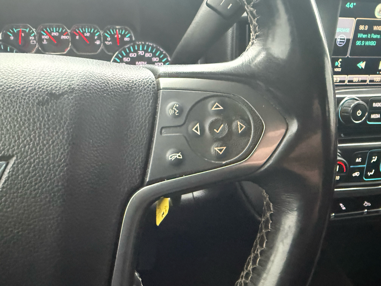 Chevrolet Silverado 1500 LT Crew Cab 4WD 2015