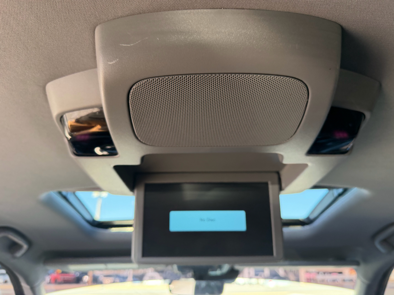 Honda Pilot Touring w/Rear Captain's Chairs AWD 2019