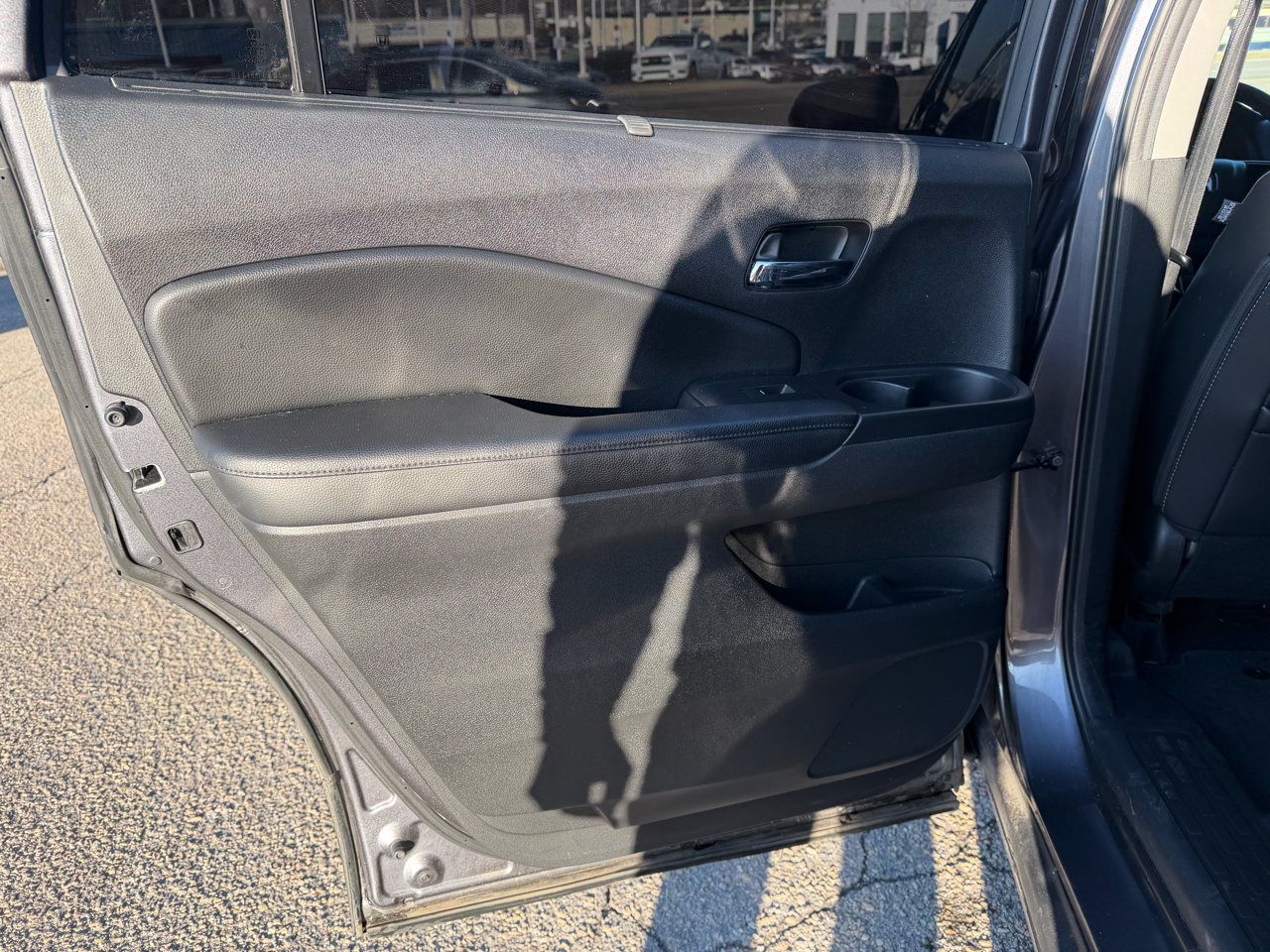 Honda Pilot Touring w/Rear Captain's Chairs AWD 2019