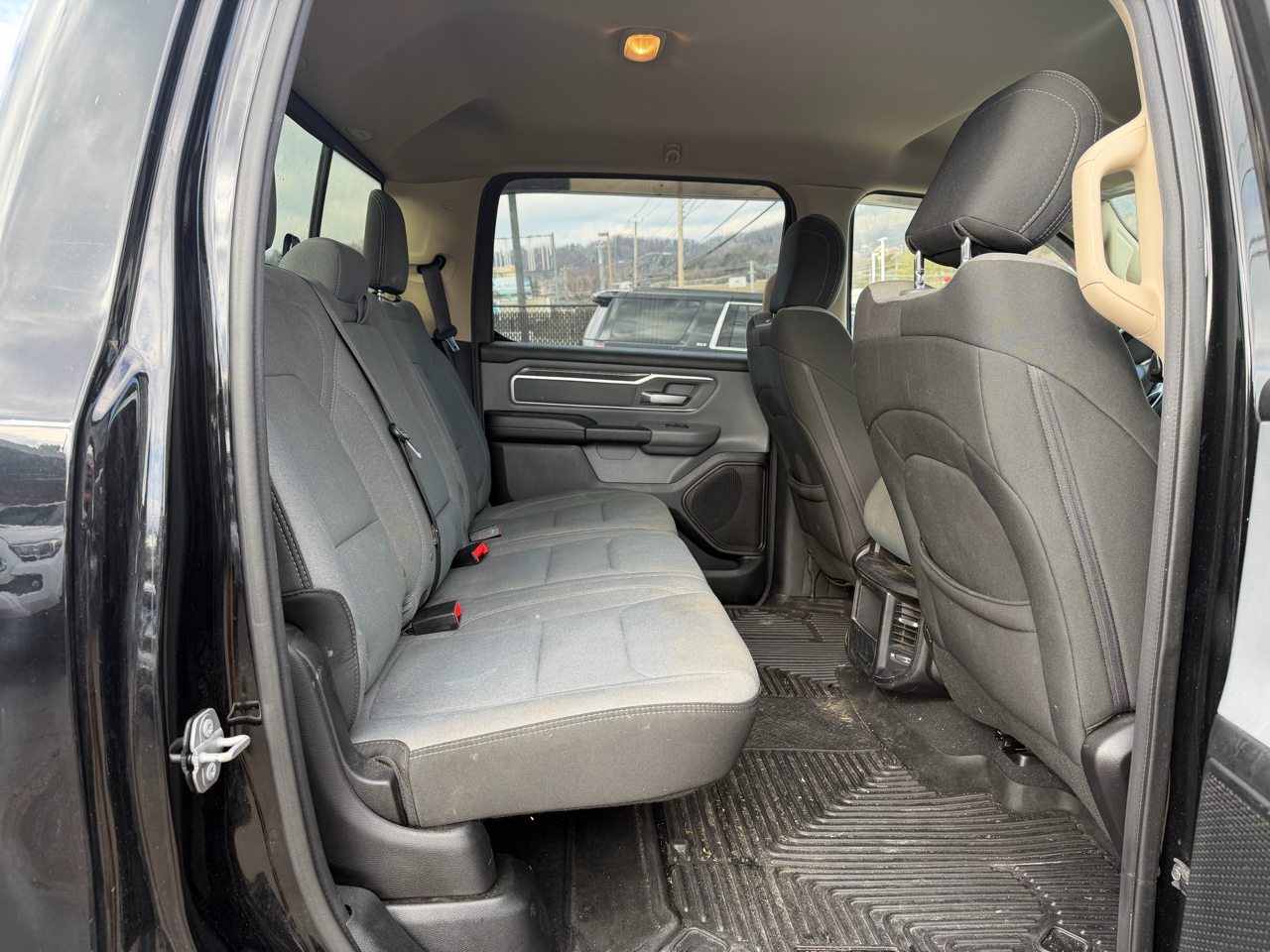 RAM 1500 Big Horn Crew Cab SWB 4WD 2019