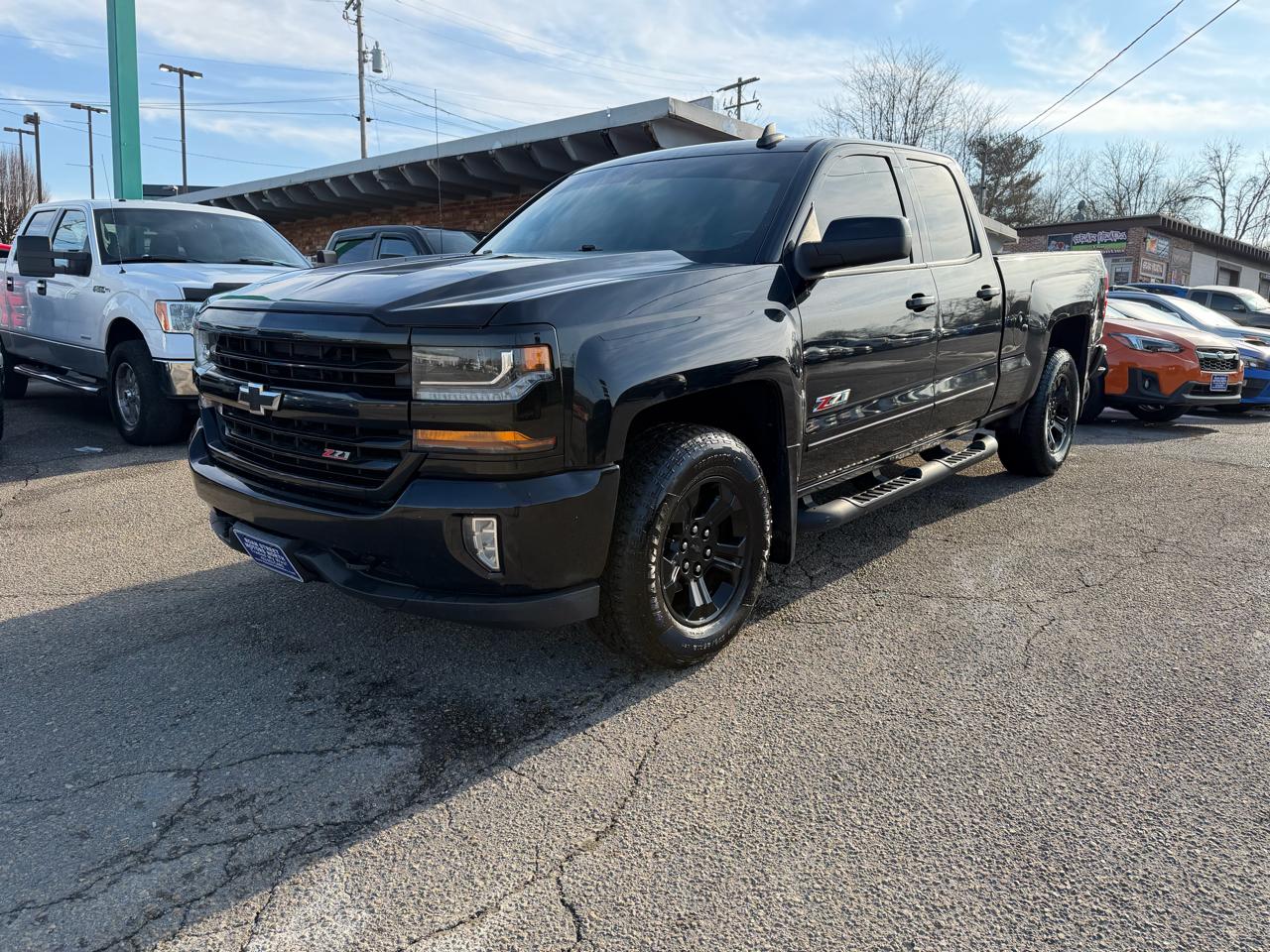Chevrolet Silverado 1500 LT Double Cab 4WD 2017