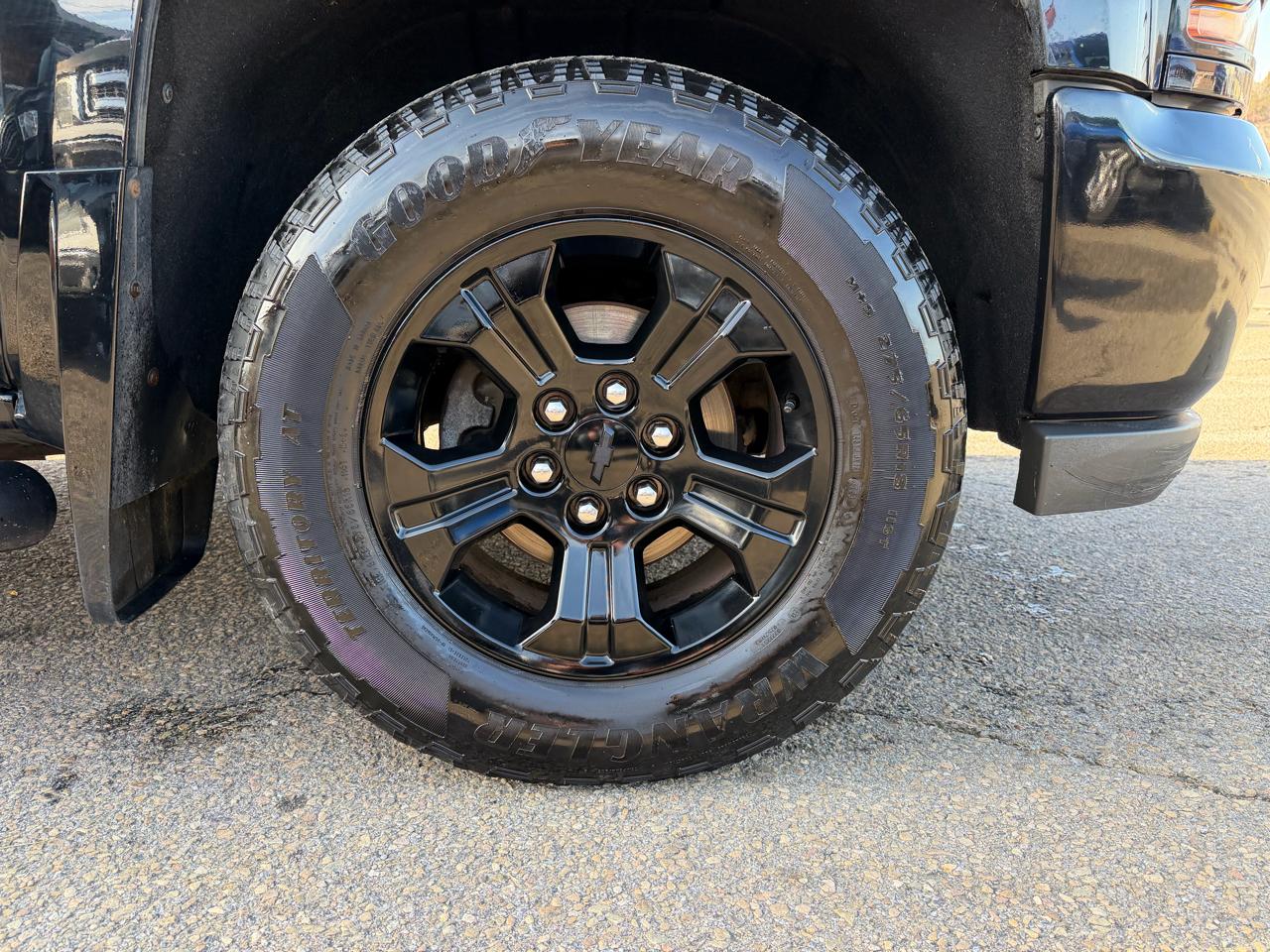 Chevrolet Silverado 1500 LT Double Cab 4WD 2017