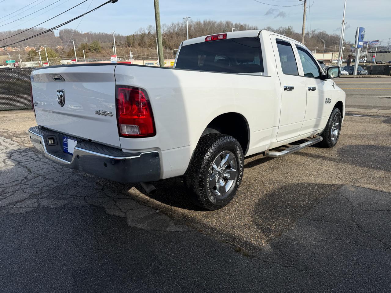 RAM 1500 Tradesman Quad Cab 4WD 2016