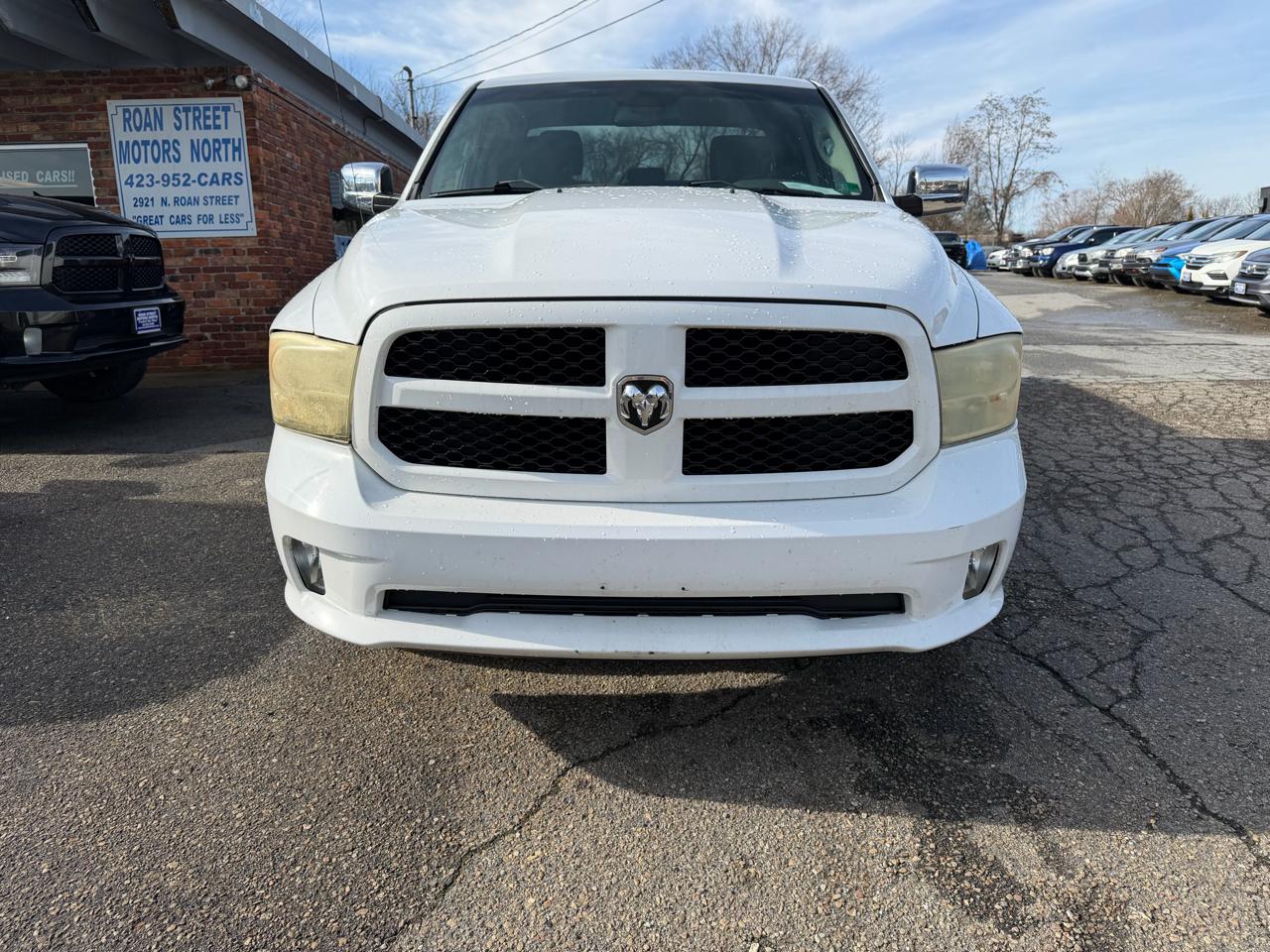 RAM 1500 Tradesman Quad Cab 4WD 2016
