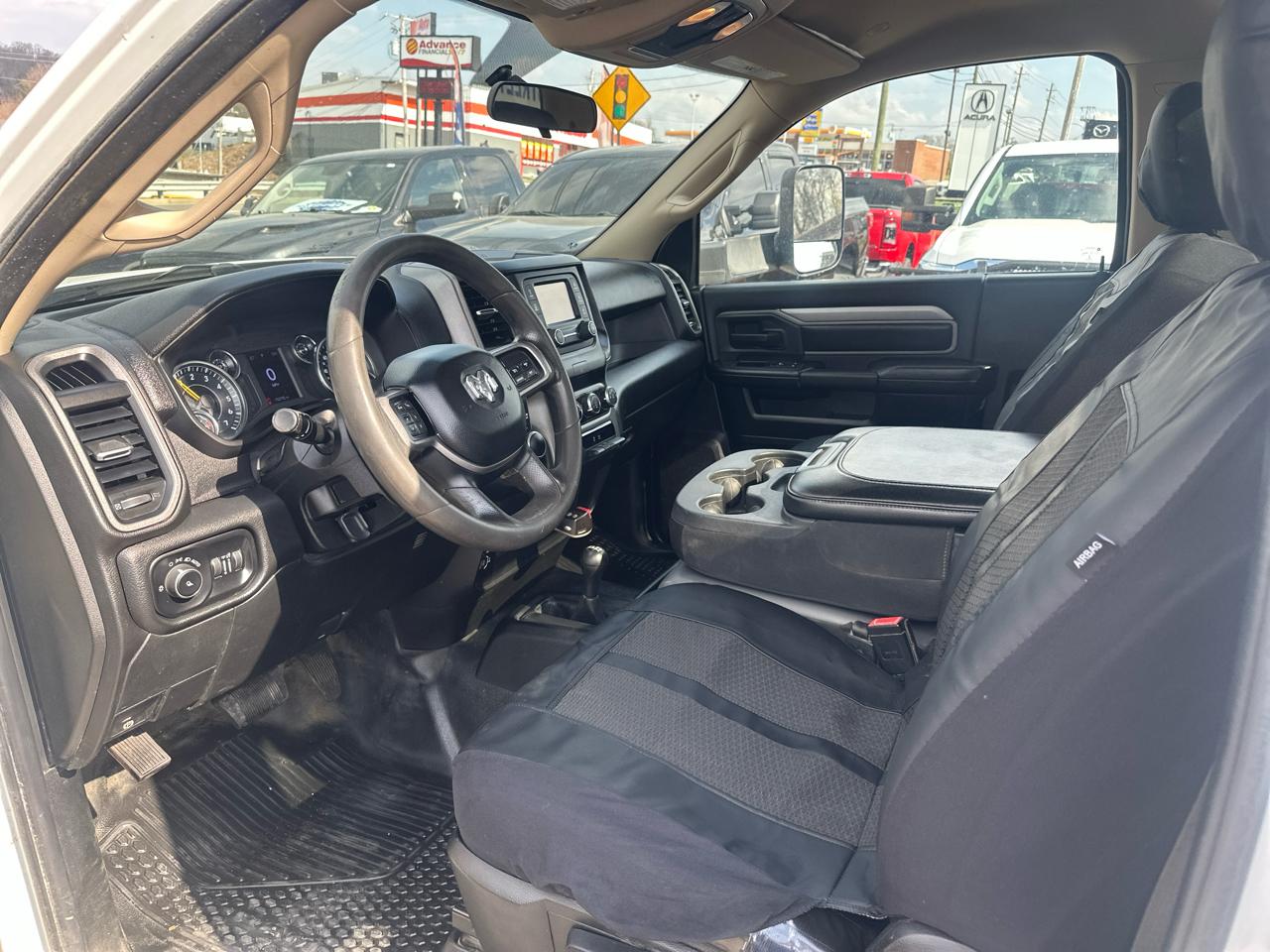 RAM 2500 Tradesman Regular Cab 4WD 2020