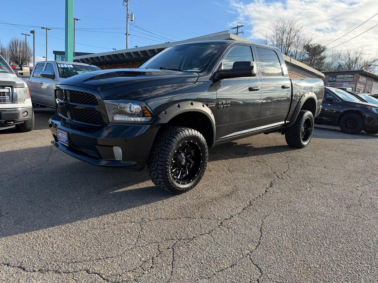 RAM 1500 Sport Crew Cab SWB 4WD 2017
