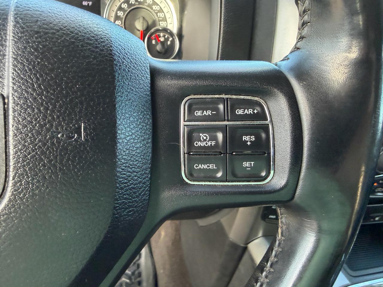 RAM 1500 Sport Crew Cab SWB 4WD 2017