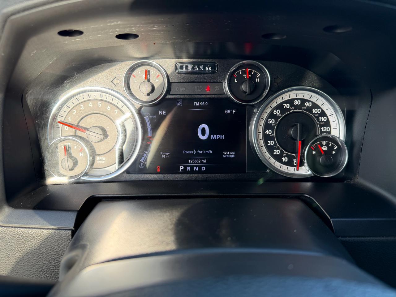 RAM 1500 Sport Crew Cab SWB 4WD 2017