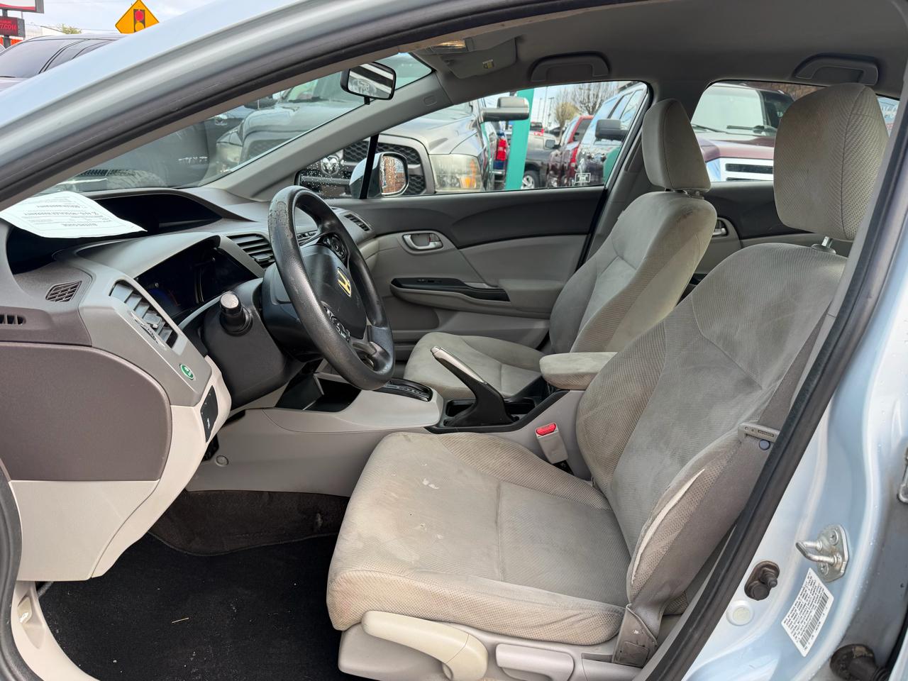 Honda Civic LX Sedan 5-Speed AT 2012