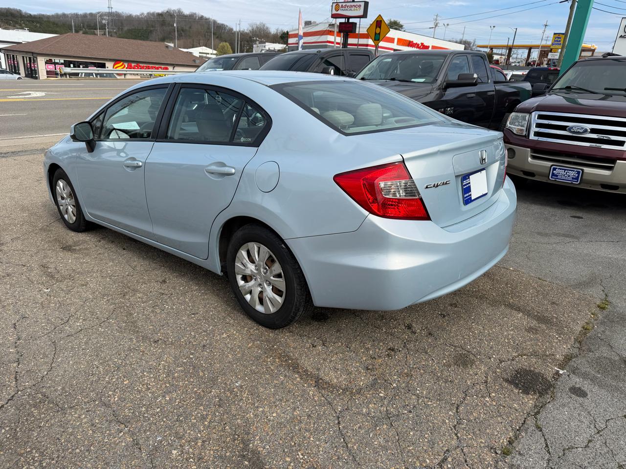 Honda Civic LX Sedan 5-Speed AT 2012