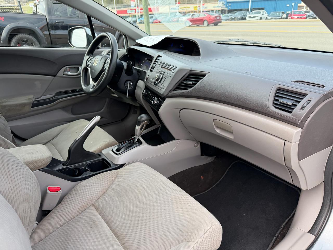 Honda Civic LX Sedan 5-Speed AT 2012