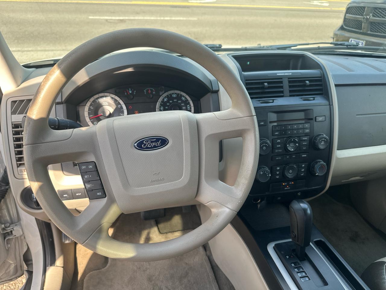 Ford Escape XLS FWD 2012