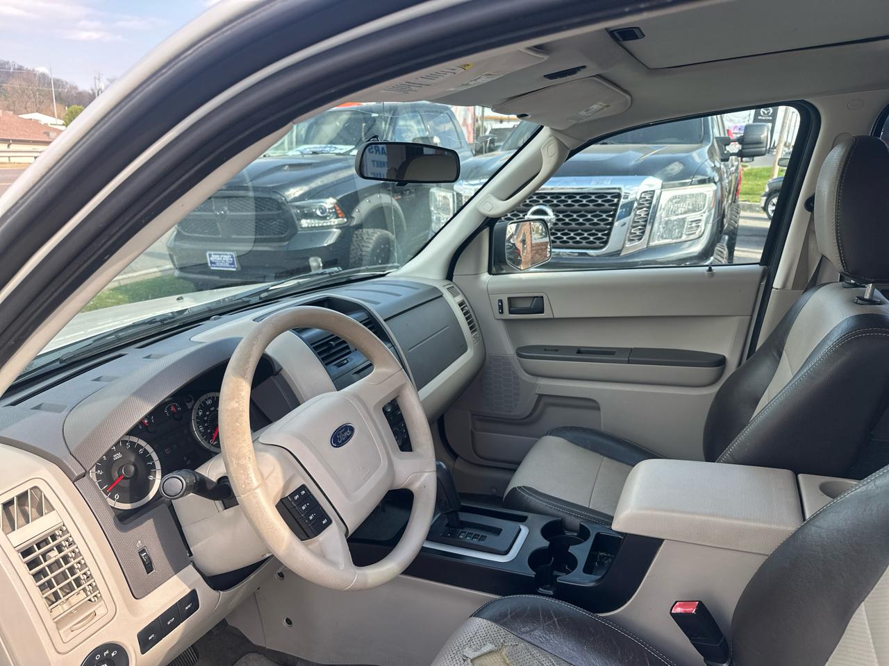 Ford Escape XLS FWD 2012