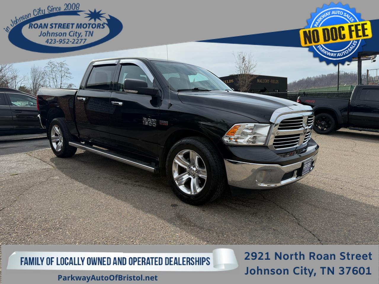 2017 RAM 1500 SLT Crew Cab 4WD
