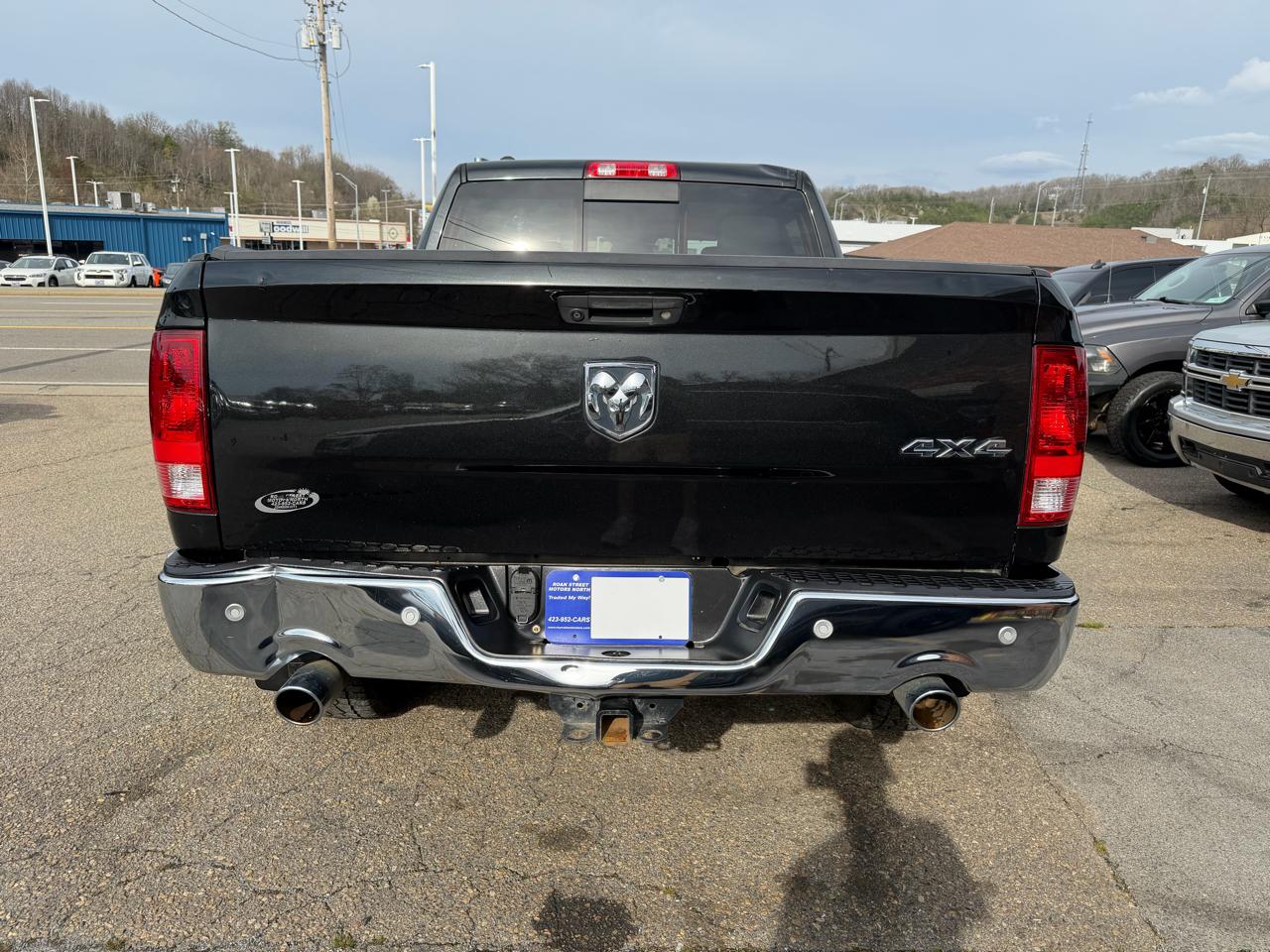 RAM 1500 SLT Crew Cab SWB 4WD 2017